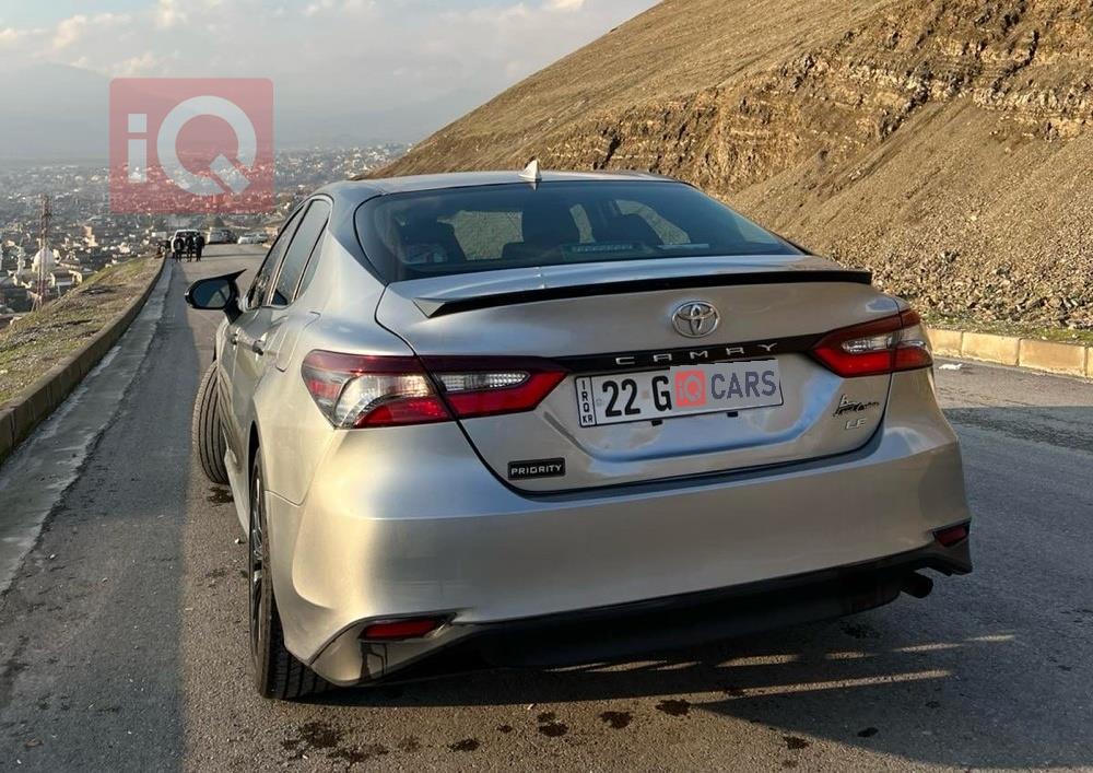 تۆیۆتا کامری